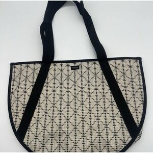 Thirty One Round Moroccan Tile Utility Tote